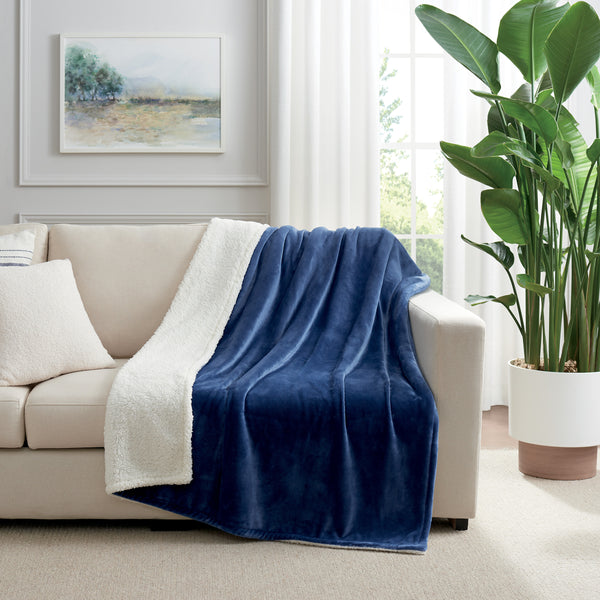 Wholesale Fleece Throw Blankets 50 x 60 3-Color Assortment